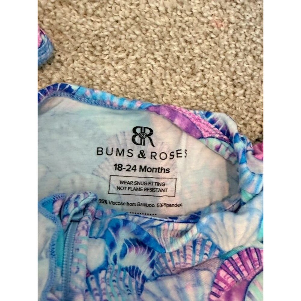 Bums & Roses Seashell Pjs - Picture 2 of 3